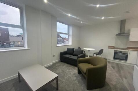 WhatsApp Image 2025-11-13 at 15.45.51 (6).jpeg