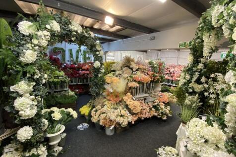 Unit 12 Metro Centre  Isleworth 9 Copy.jpg