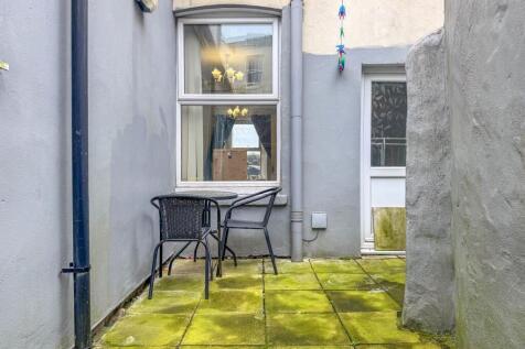 3 Clarke Street (9).jpg
