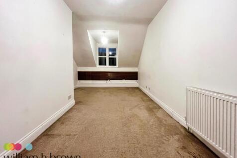 coxtie green road, Brentwood photo 4