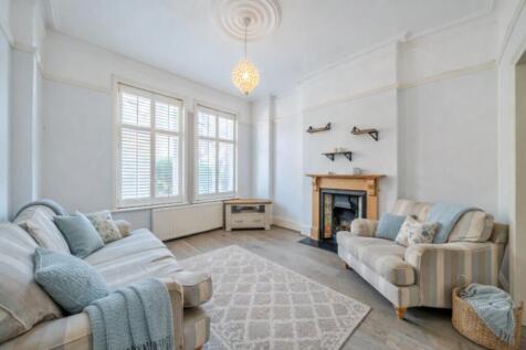 Click to visit Rightmove listing