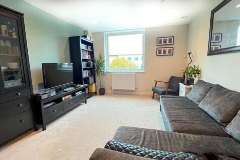 lounge2.jpg