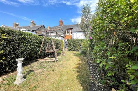 Rear Gdn 1.jpg