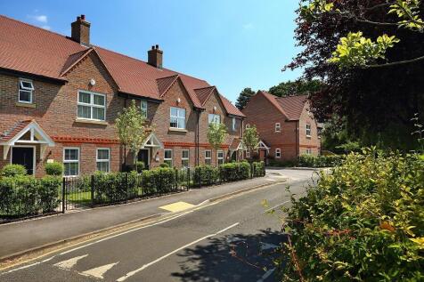 Pinewood Place