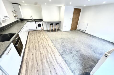 96 Watery Lane, Darwen, Lancashire photo 3