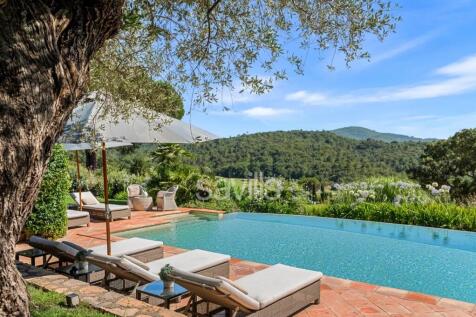 Luxury Property In Gassin Golf Country Club