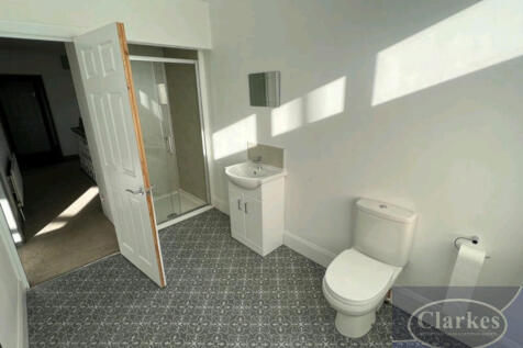 Wimborne Road, Winton, Dorset photo 4
