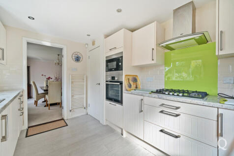 ec10eb8d-387d-4a6...