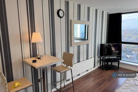 Bridgewater Place, Leeds, LS11 photo 3