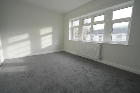 Wharf Street, Sowerby Bridge photo 5