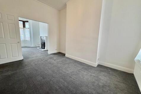 Grange Road, TS17 photo 4