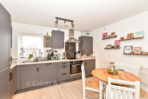 Lounge/Kitchen