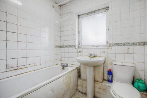 57 Sycamore Close, Canning Town, London, E16 4QR