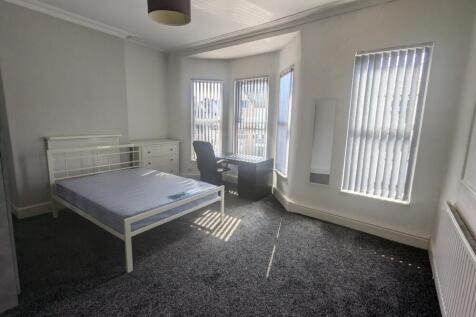4-bed house on 4 Bed - Garmoyle Road, Wavertree, L15, £607/mo