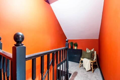 76 Harehills Avenue 