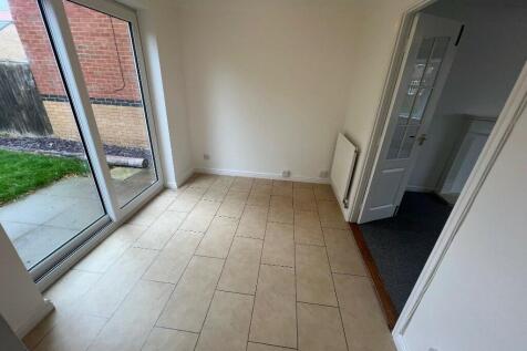 Sorrel Close, PE6 photo 3
