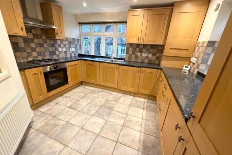 kitchen 1.jpg