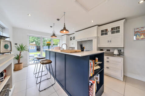 1294097-9-682f32f...