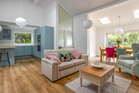 Open Plan Kitchen/Living/Dining