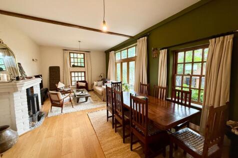 Magnolia House, The Old Mill, The Green Beyton, Beyton, Bury St. Edmunds photo 4