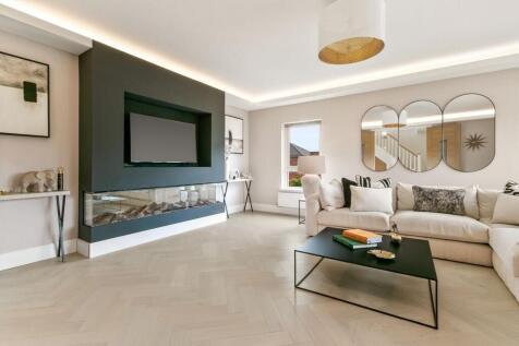 5 bed, 5 bath Detached in Glasgow - Photo 5