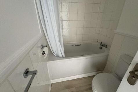 Flat 38, Rochester Drive, Watford, Hertfordshire, WD25 9BJ