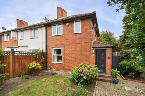 Carshalton, SM5 - property photo