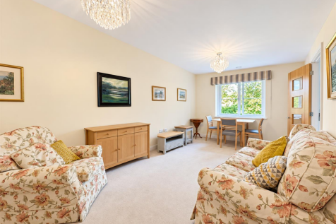 Constance Place, Knebworth photo 3