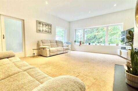 West Close, Prenton, Merseyside, CH43 photo 4