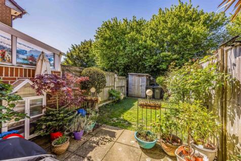 106 Fathoms Reach, Hayling Island-Small-PorticoMar