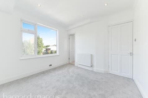 Midhurst Avenue, CROYDON photo 4