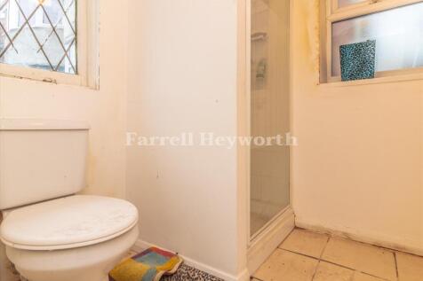 Garden Room Shower R