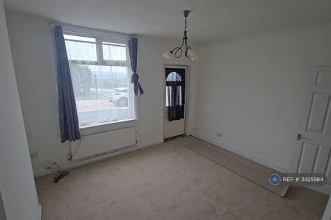 Liv8ng Room