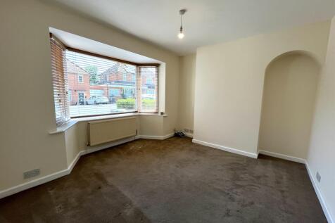 Coppice Close, Birmingham, B45 photo 4