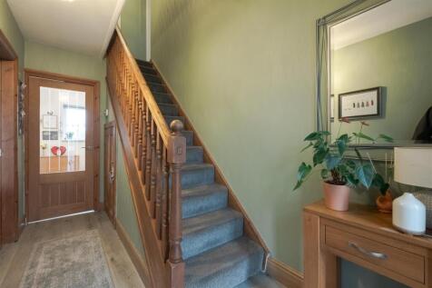 13 Mulberry Way (1 of 25).jpg