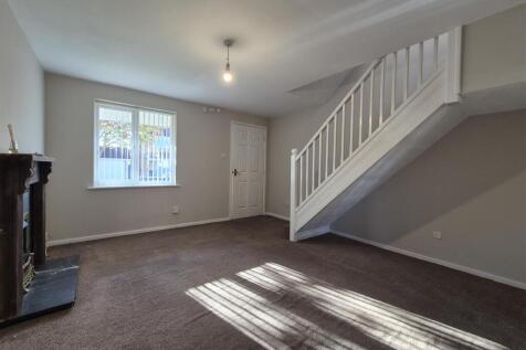 Ensall Drive, Wordsley photo 3