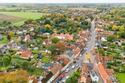 1440px-Crown Hill...