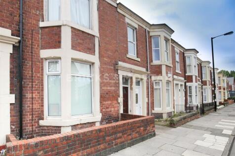 4-bed flat on (£98pppw) Second Avenue, Heaton, Newcastle Upon Tyne, £1,698/mo
