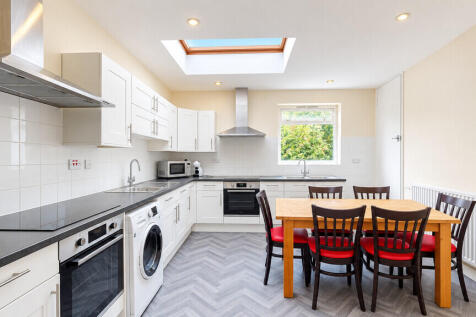 Kitchen - Angle 2