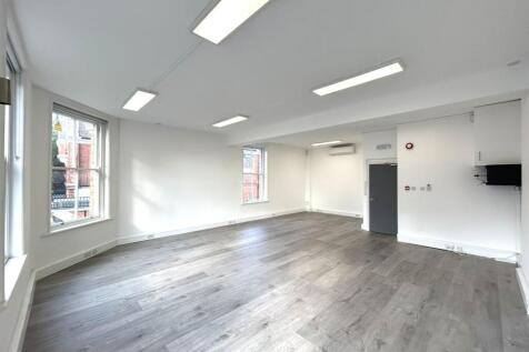 Interior 3.jpg