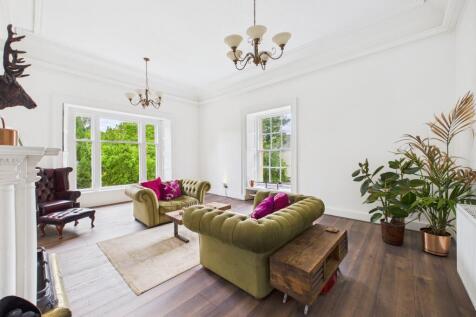 CAM03481G0-PR0110-STILL006