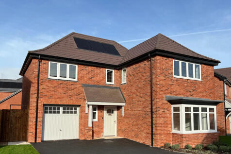 Hatton, Exterior