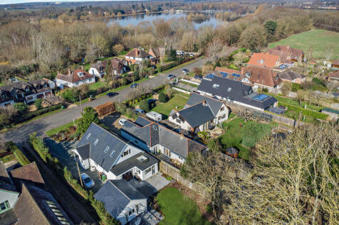 8638889-exterior2...