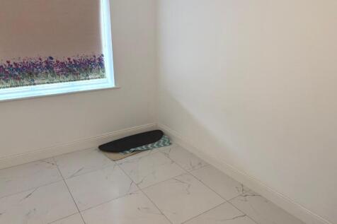 Hazel Road, Southampton, Hampshire, SO19 photo 5