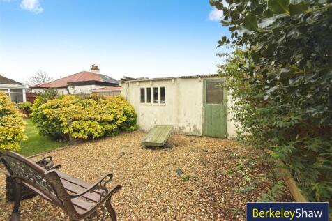 Garage Detached