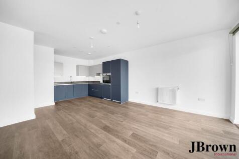 Waterden Road, London, E20 photo 3