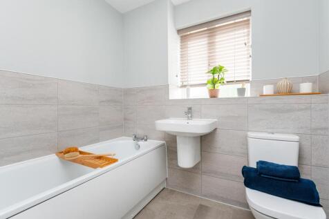 A family bathroom completes the first floor