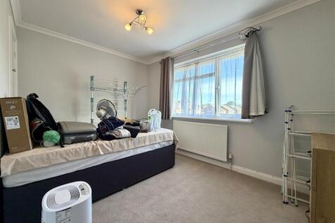 Eastbourne Avenue, Stevenage photo 5