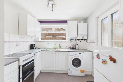 Kitchen: