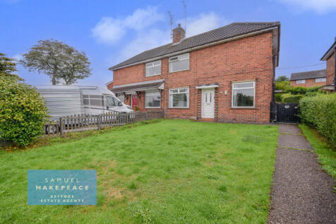 Spacious Three-Bedroom Family Home With Large Gar
